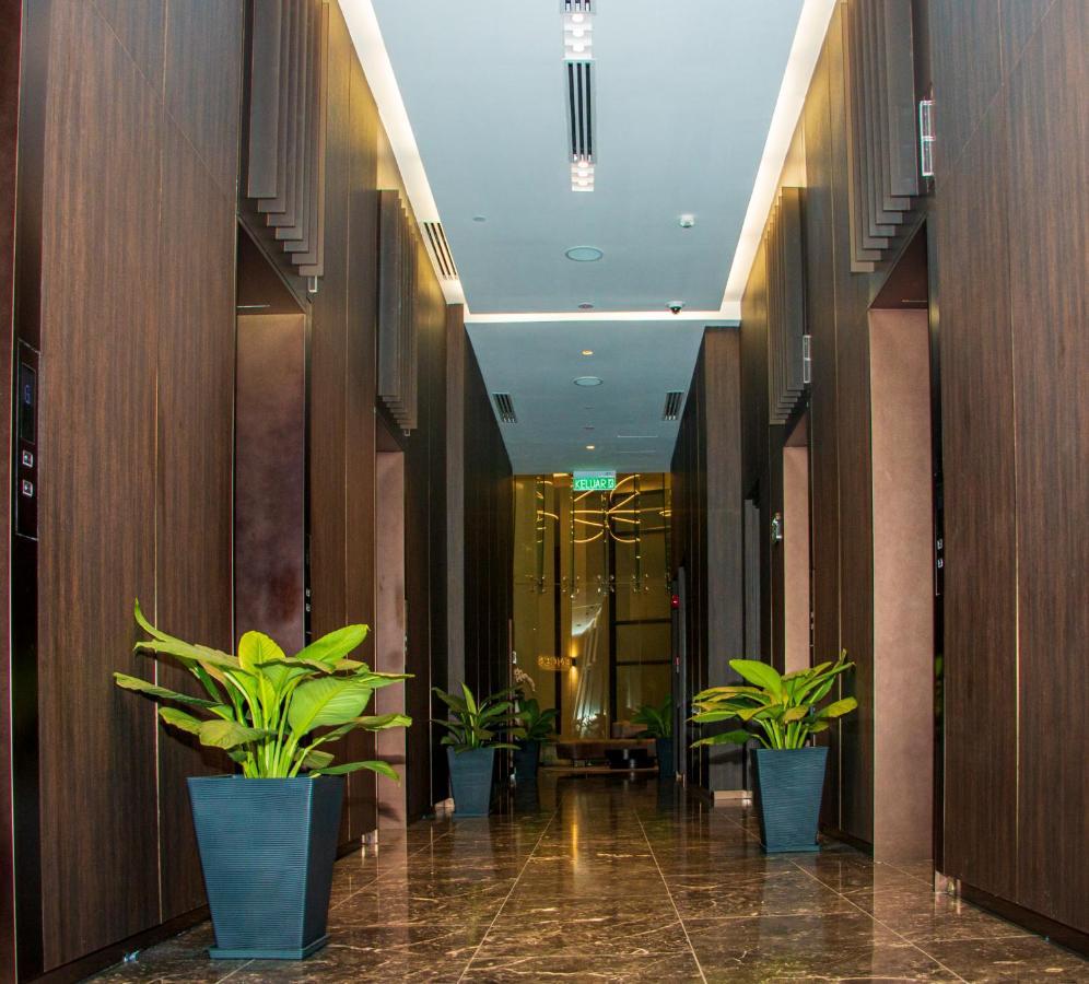 Eaton Residence Klcc By Yemala Куала Лумпур Екстериор снимка