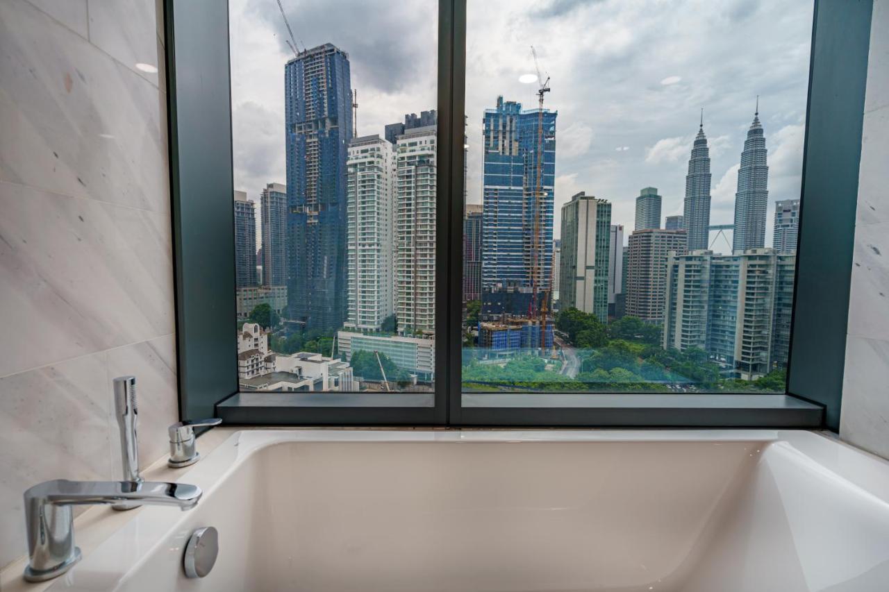 Eaton Residence Klcc By Yemala Куала Лумпур Екстериор снимка